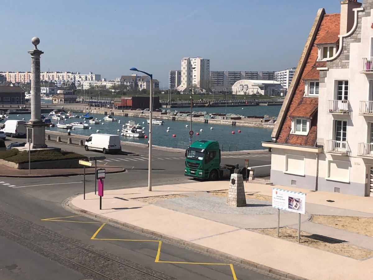 Chambres privées Calais Ferry-Port-Place d'armes Esterno foto